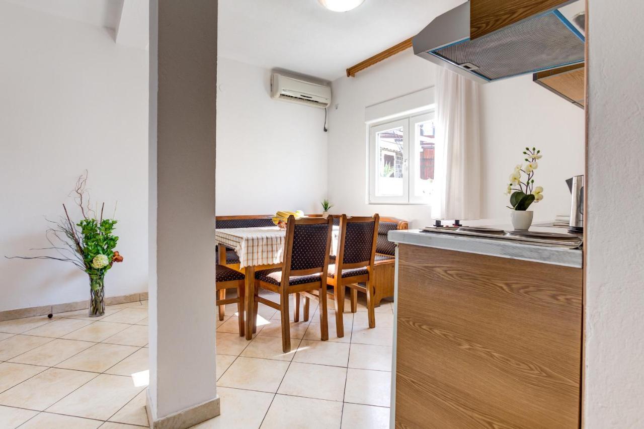 Apartments Vesna تيفات المظهر الخارجي الصورة