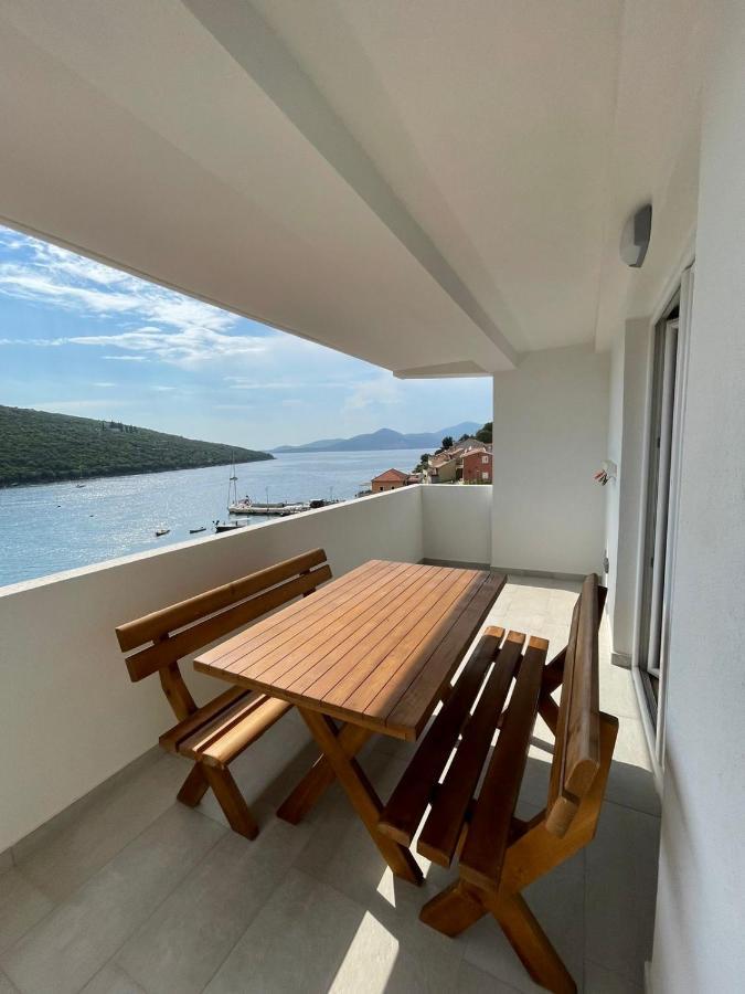 Apartments Vesna تيفات المظهر الخارجي الصورة