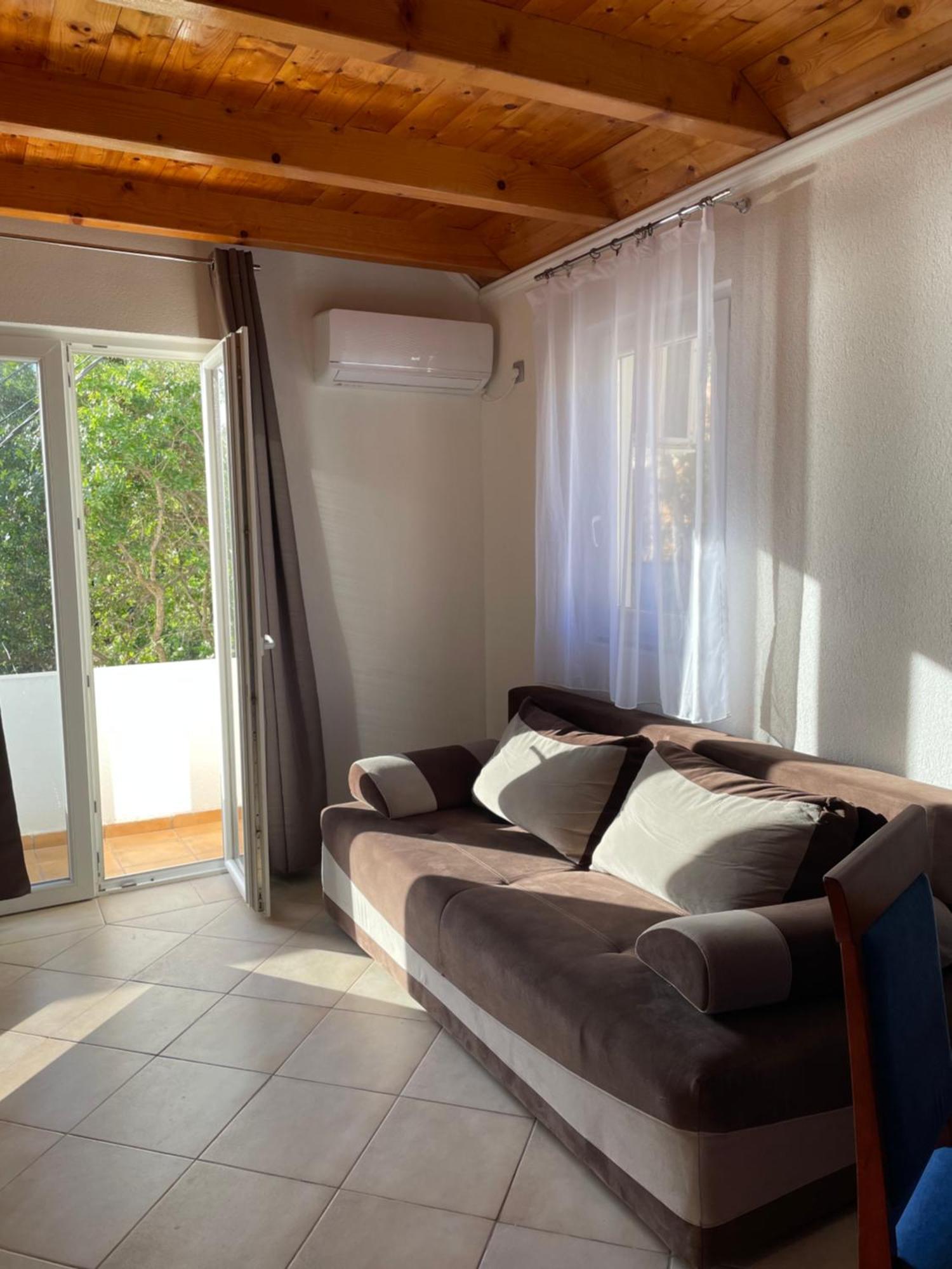Apartments Vesna تيفات المظهر الخارجي الصورة